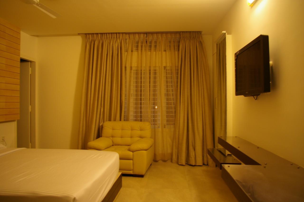 Roseline Suites Bangalore Dış mekan fotoğraf