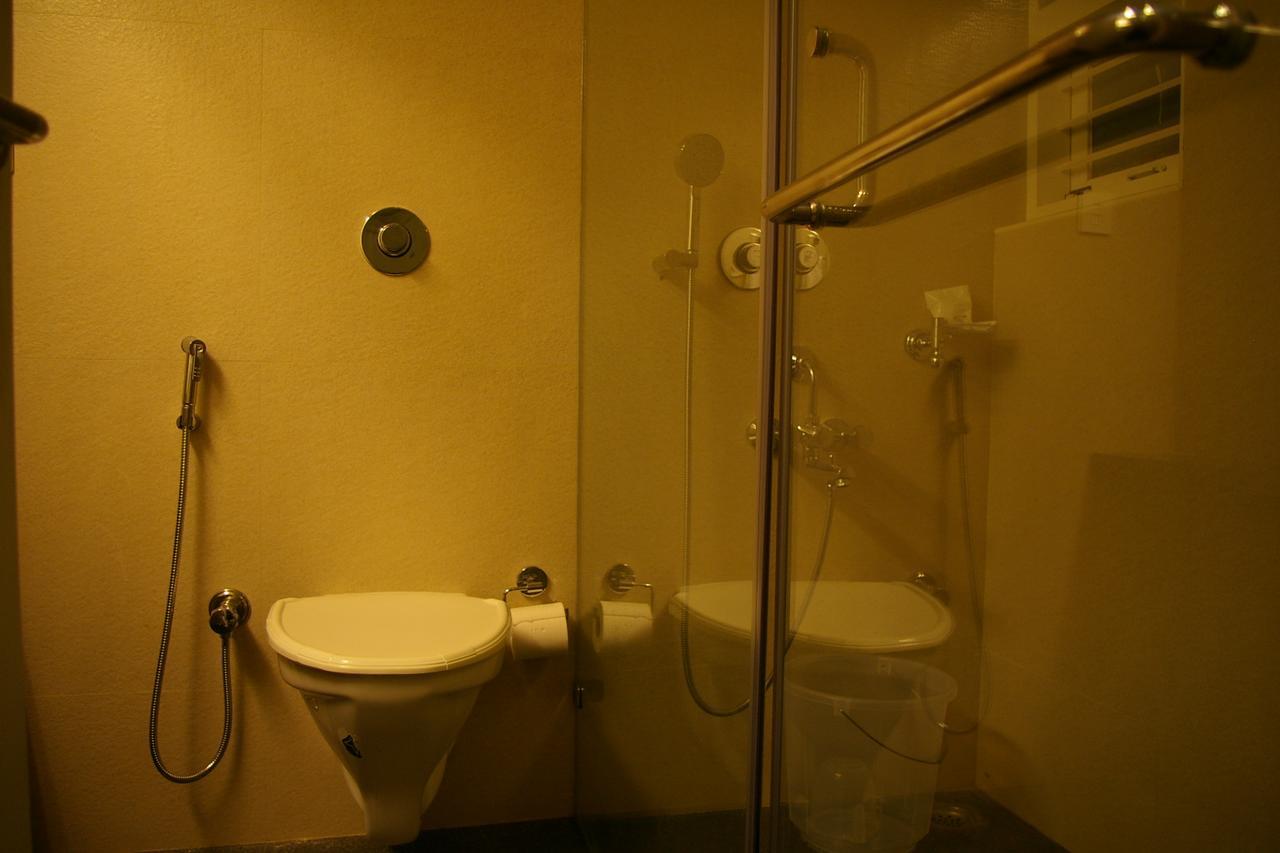 Roseline Suites Bangalore Dış mekan fotoğraf