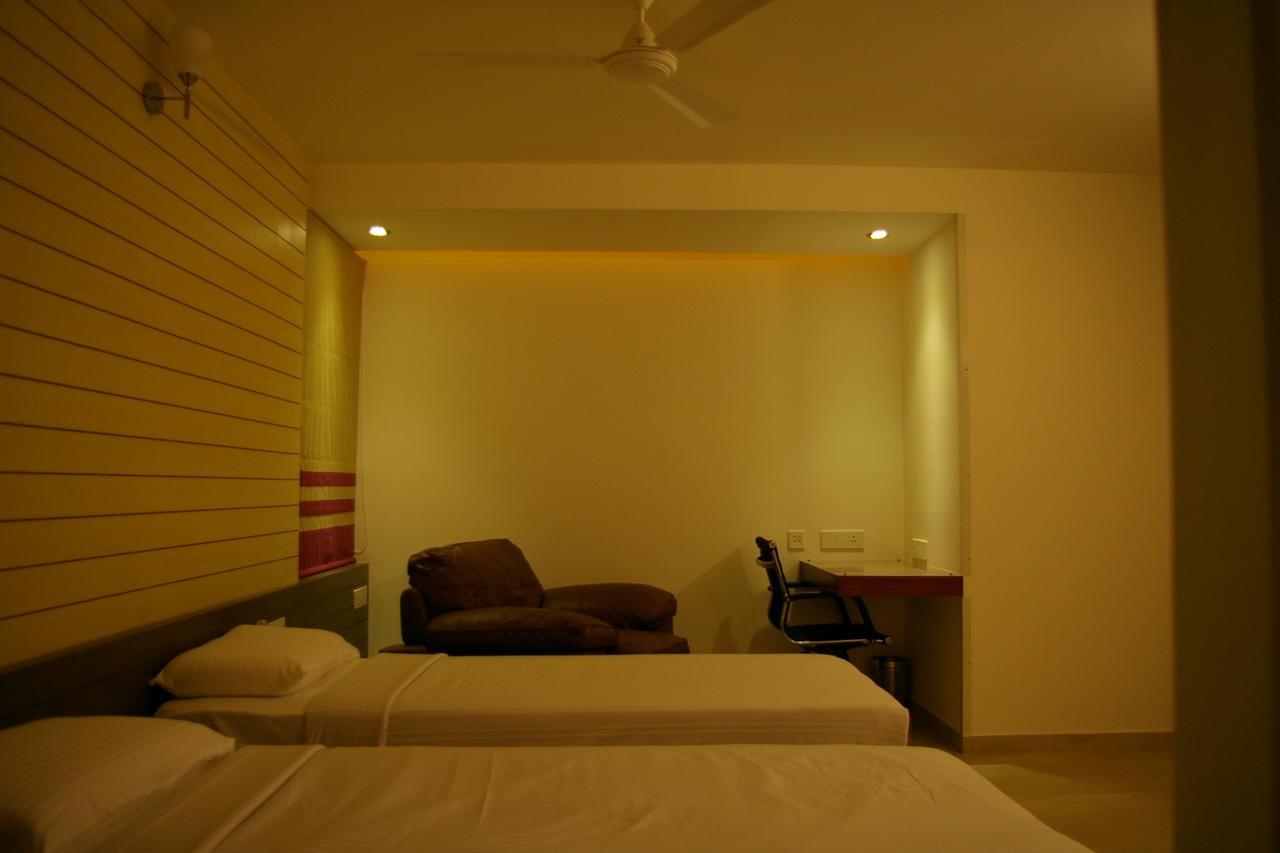 Roseline Suites Bangalore Dış mekan fotoğraf